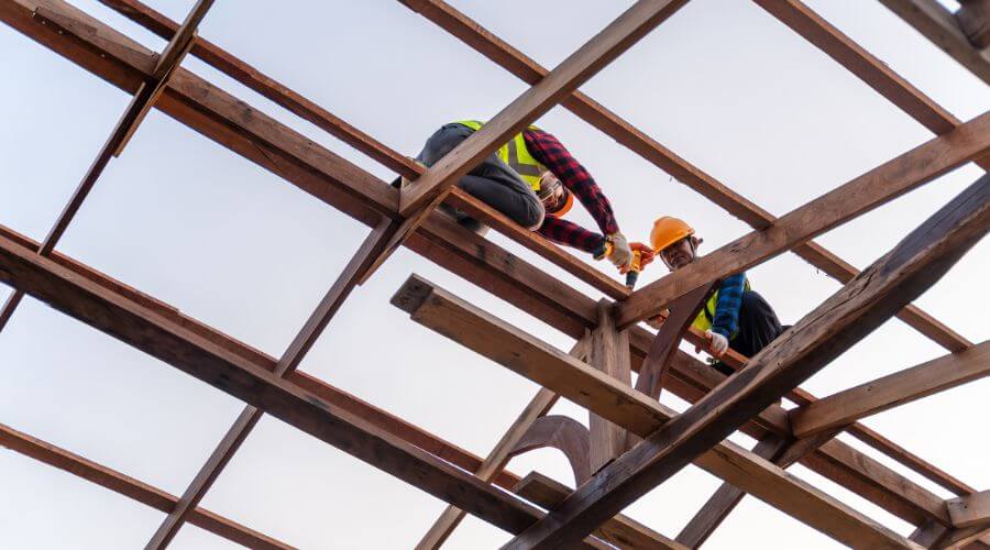 Professional gutter cleaning services in Blue Mountain, MS